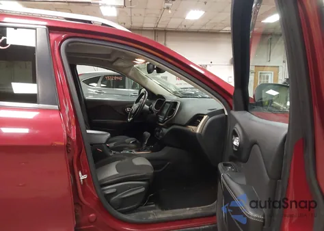 2014 Jeep Cherokee Latitude из США, поврежденный, VIN 1C4PJMCS2EW198083